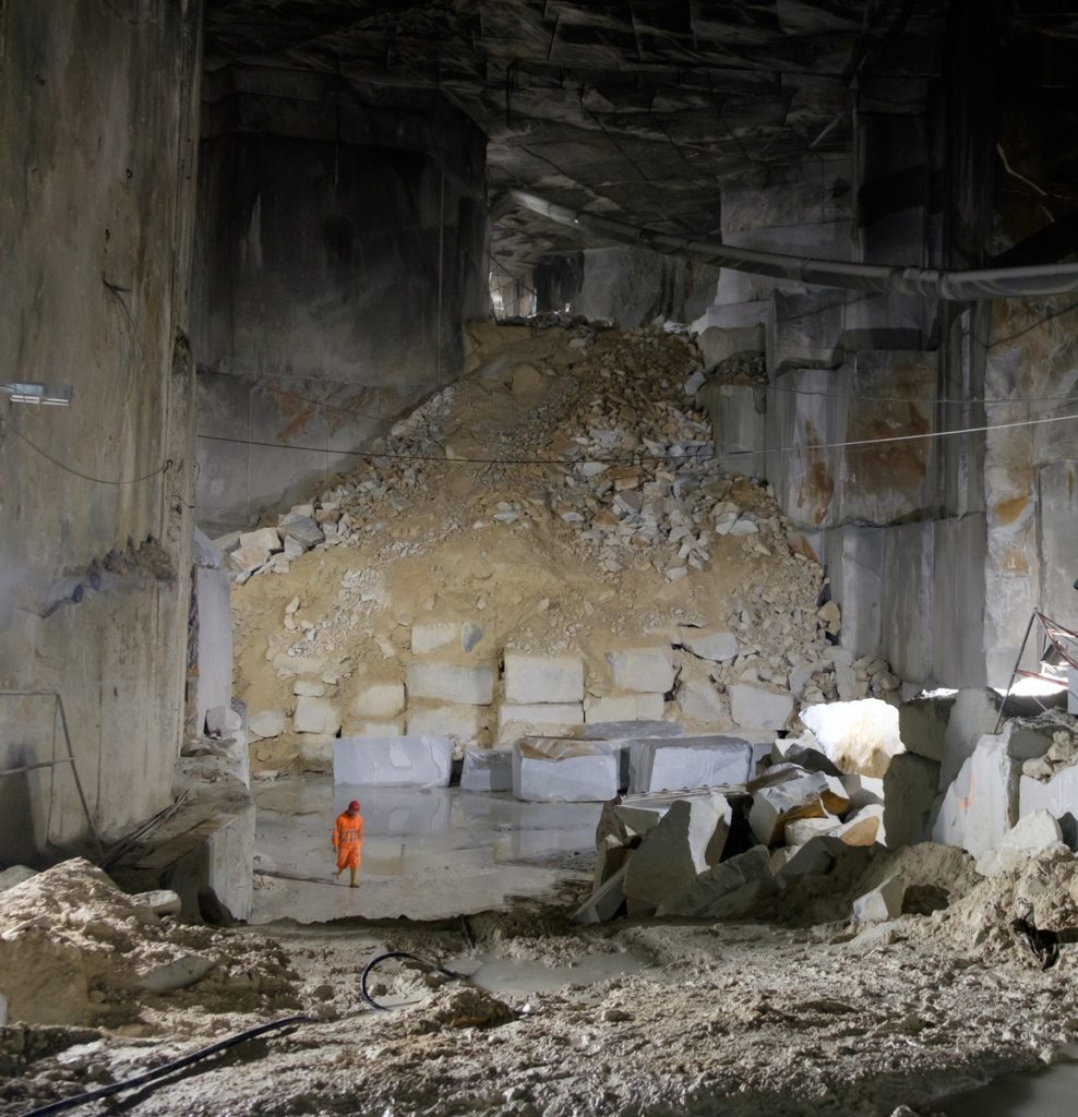 Foto-industriale-Cave-Marmo-032